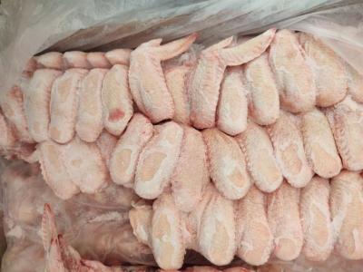 Vì sao thịt gà đông lạnh nhập khẩu lại rẻ hơn thịt gà trong nước